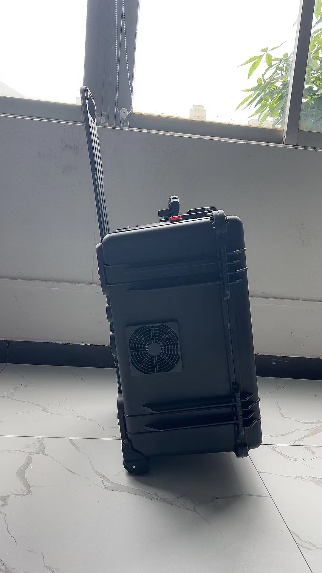 宜章手拉箱型移动通信干扰器